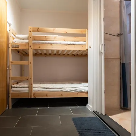 Refurbished Studios, Mountain View Balconies, Minutes From Gondola * Bansko