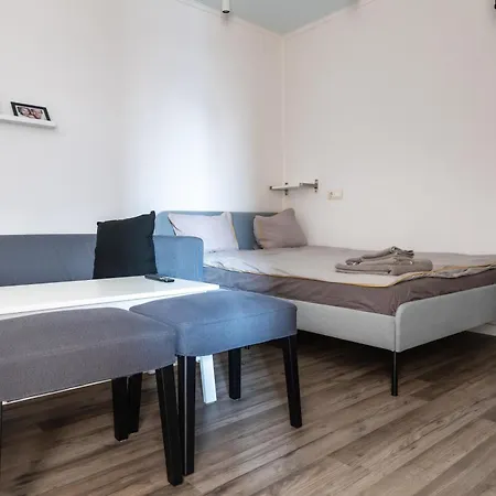 Apartament Refurbished Studios, Mountain View Balconies, Minutes From Gondola Bansko