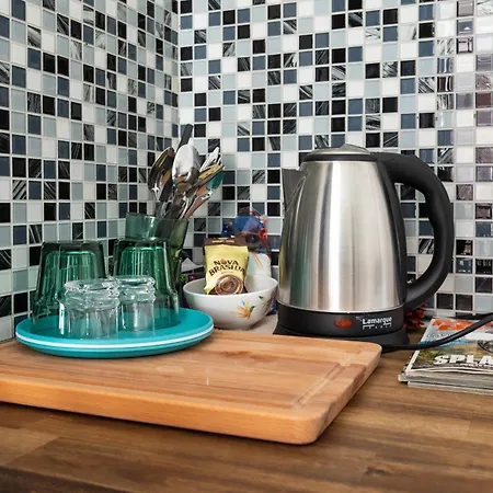 Refurbished Studios, Mountain View Balconies, Minutes From Gondola * Банско